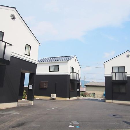 Villas Waraku Fujiyoshida Luaran gambar